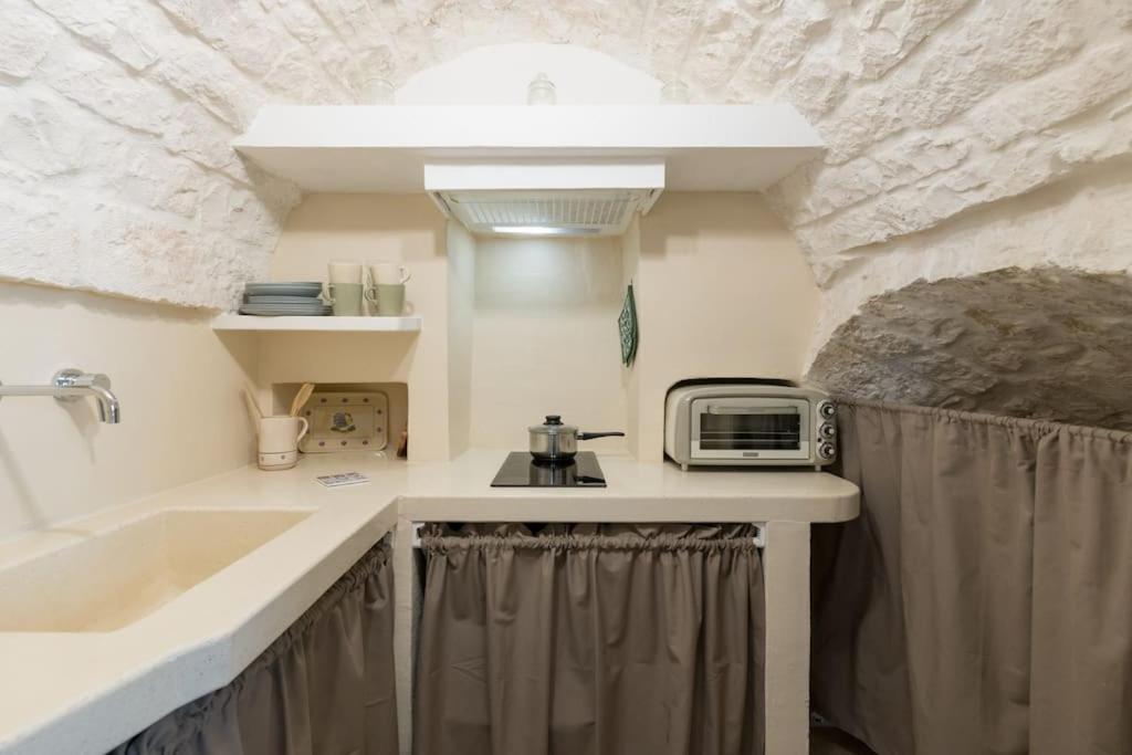 Casa Vituccia Apartment ออสตูนี ภายนอก รูปภาพ